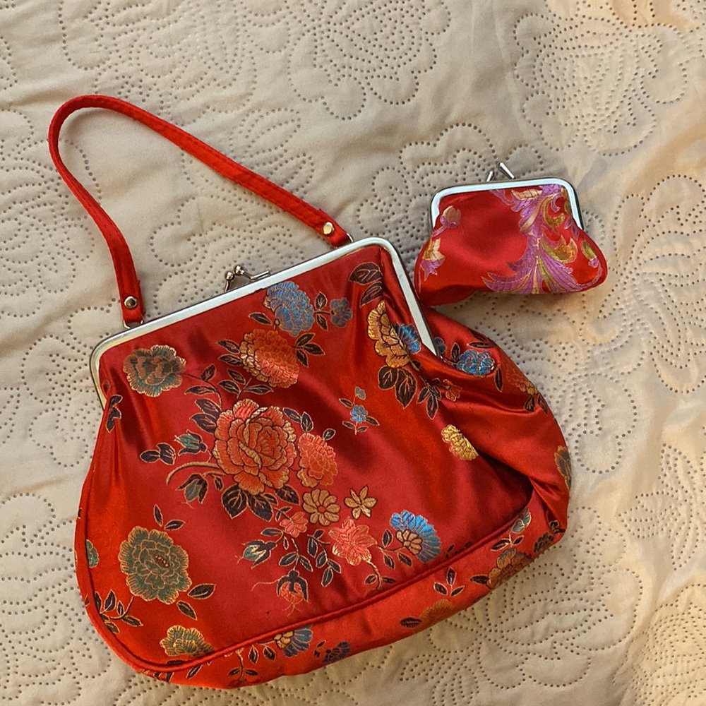 Vintage Chinese red floral handbag with a coin purse